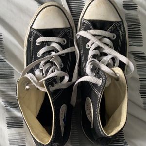 Black high top converse